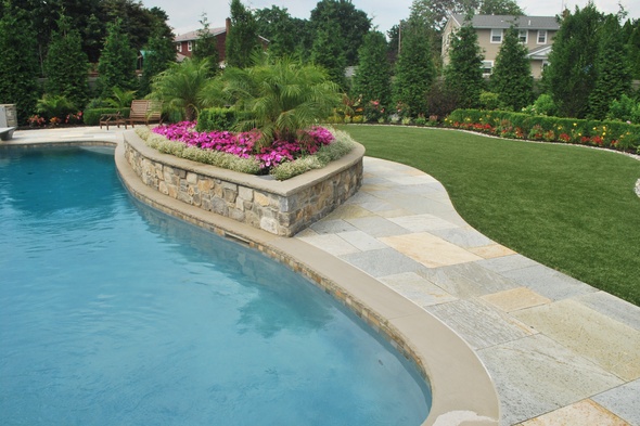 Phoenix Artificial Turf Poolside